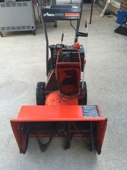 Photo of Ariens Gas Snowblower ST724 - 1