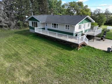 Photo of 5 bedroom, 2 bath home on 9.98 acres in Athabasca County - 2