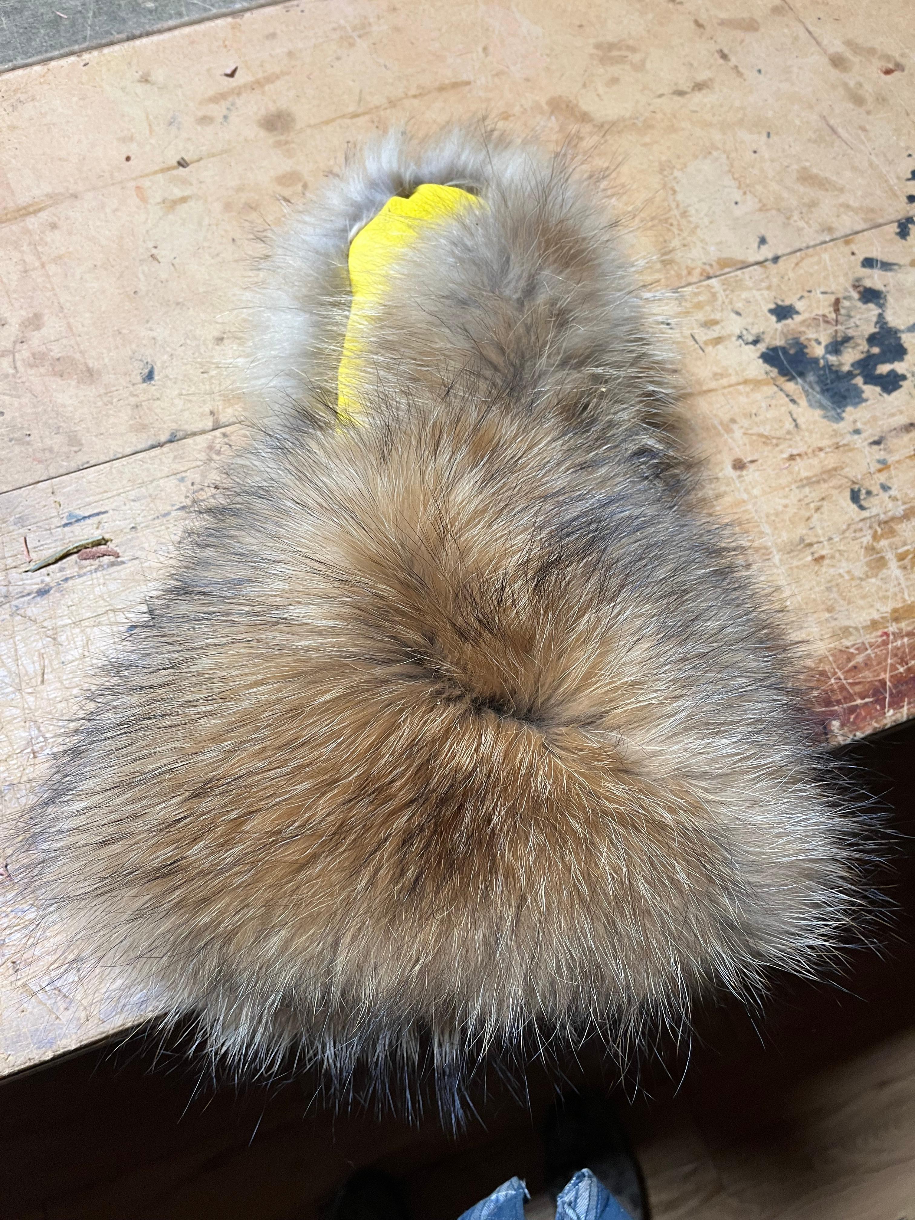 Photo of Fur gloves