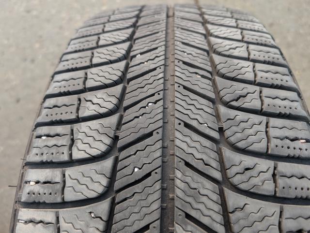 Photo of Michelin X-Ice Xi3 winter tires 225/55/17