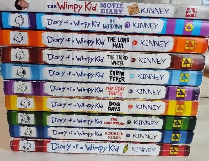 Photo of 10 Diary of a Wimpy kid softcover books