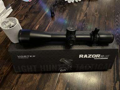 Photo of Vortex Razor HD LHT 3-15x50 - 1