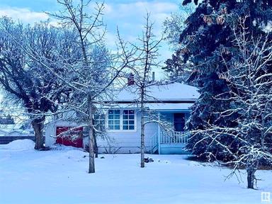 Photo of Investment Property in Vegreville! - 1