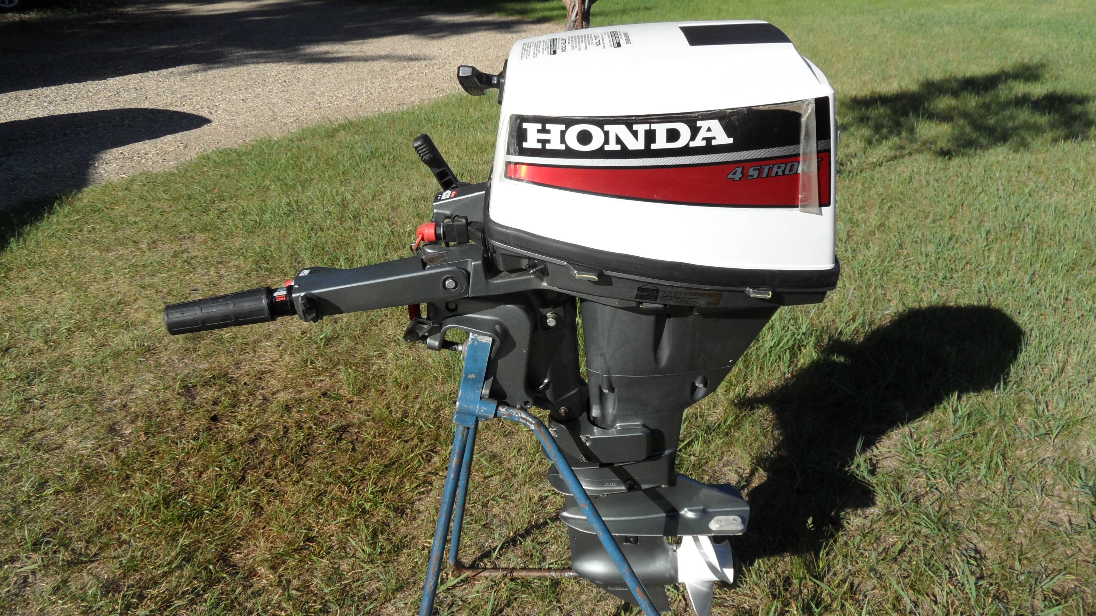 Photo of HONDA 15 hp Like New Outboard motor