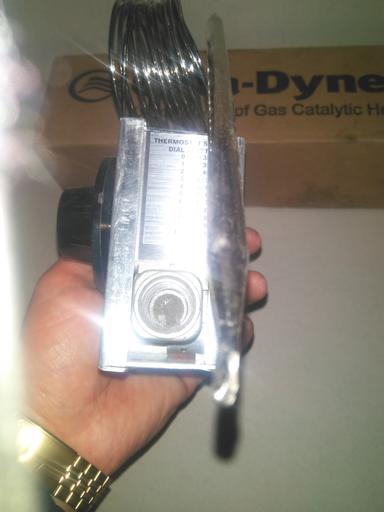 Photo of CATA-DYNE 4000 BTU MINIMUN SET NATURAL GAS THERMOSTAT AC-TC-4000N-7 - 2