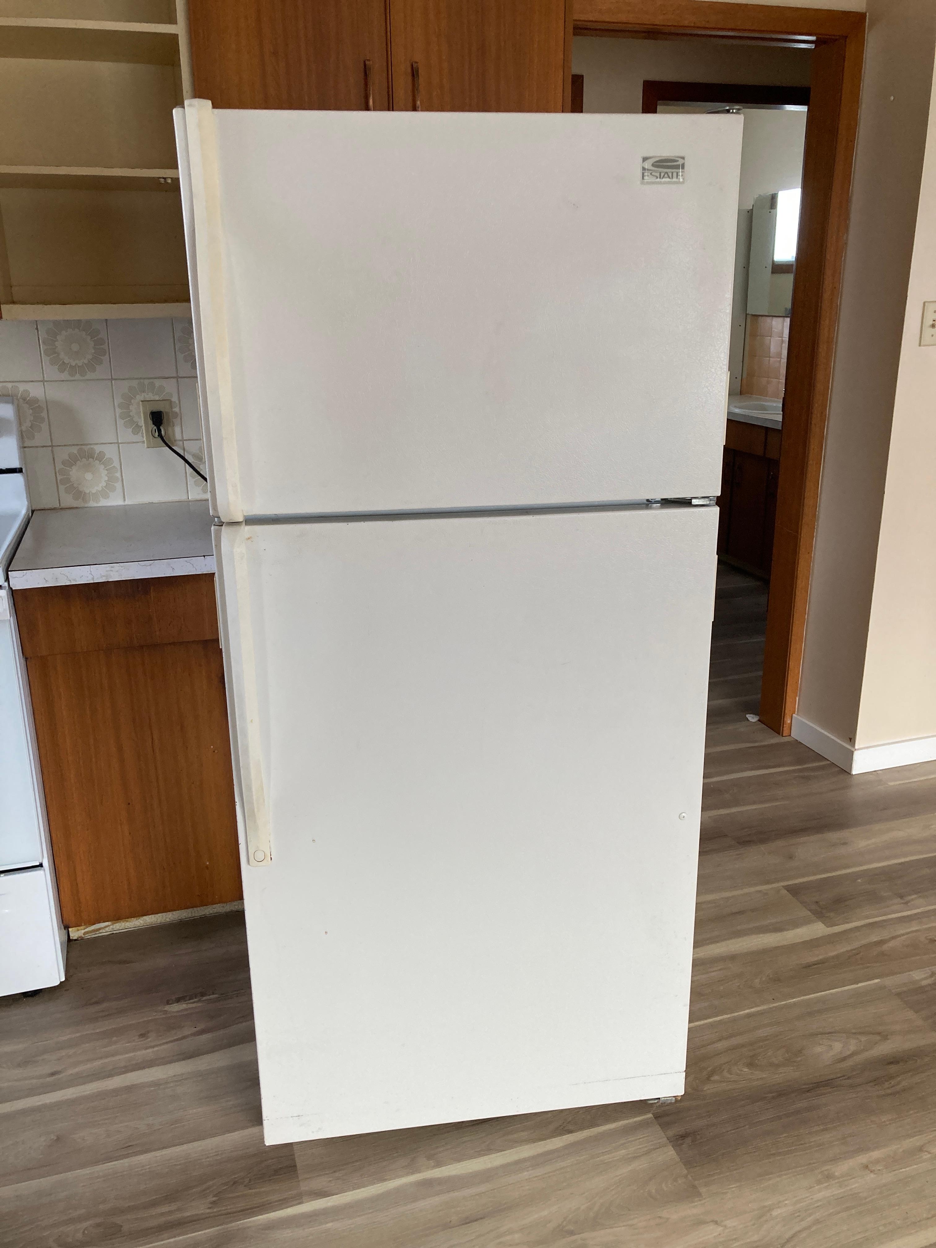 Photo of Fridge - works, needs a cleaning! 