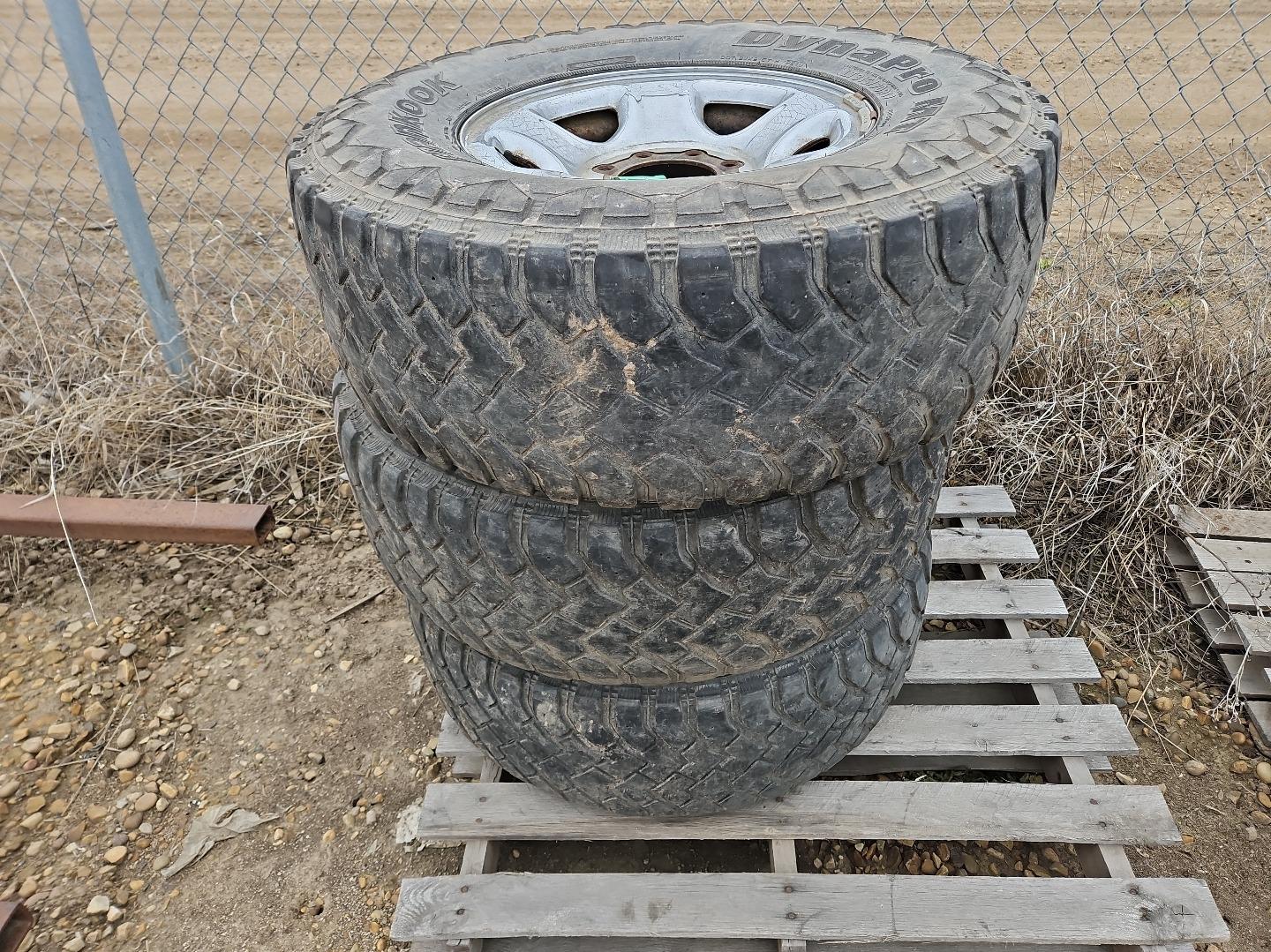 Photo of Tires with the rims