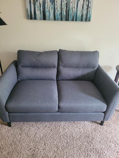 Photo of love seat - 1