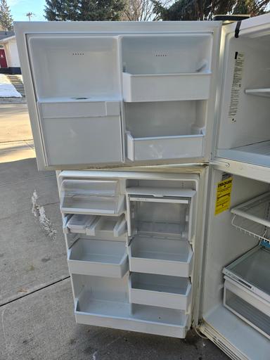 Photo of FREE GE FRIDGE 31"×31"×67" WERE USING UP TO TODAY - 2