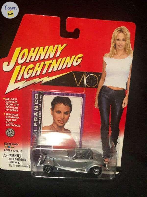 Photo of Johnny Lightning VIP Nikki Franco Prowler car Pamela Anderson Card