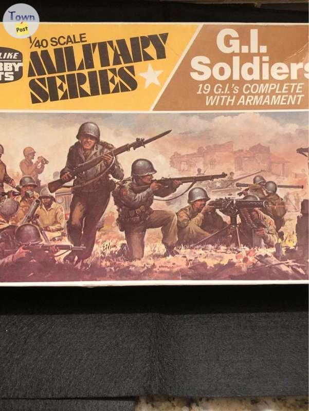 Photo of Vintage GI toy Soldiers World War II 1/40 scale from life like hobbies.