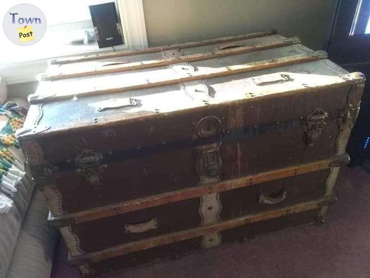 Photo of Antique trunk