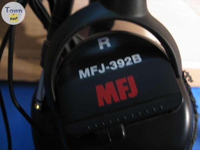 Photo of MFJ-392B HAM RADIO CB RADIO SWL HEAD PHONES 