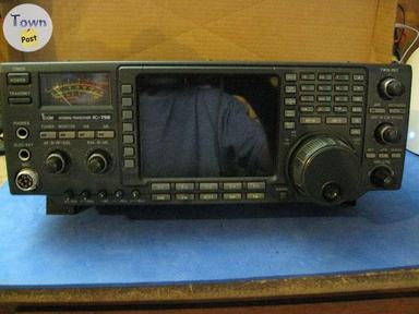 Photo of Icom 756 transceiver HAM RADIO - 1