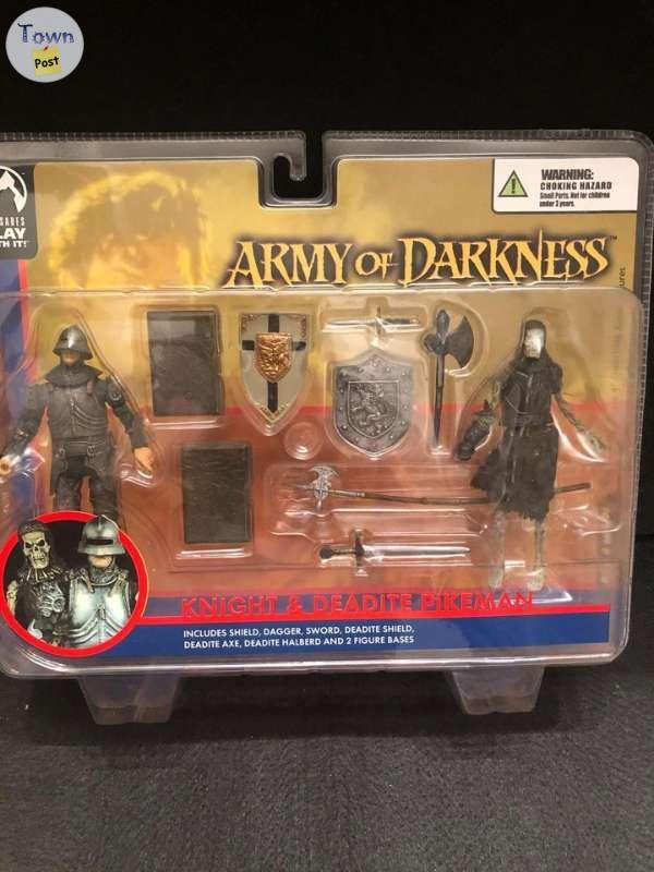 Photo of Army of Darkness 4 inch collector figures