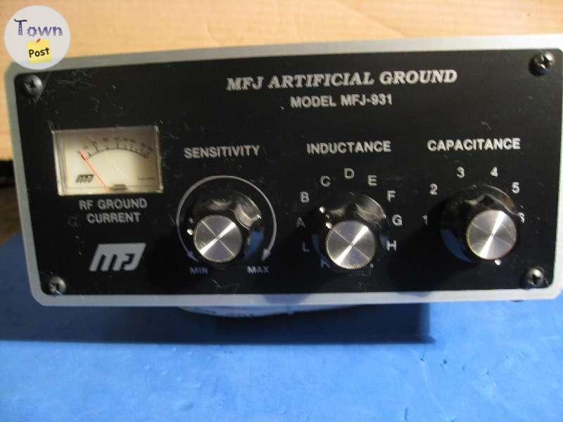 Photo of MFJ-931 artificial ground near mint ham radio cb radio