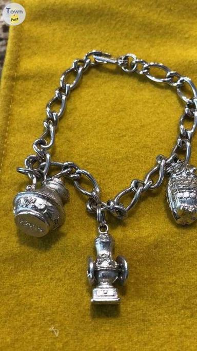 Photo of Vintage Avon bracelet silver - 1