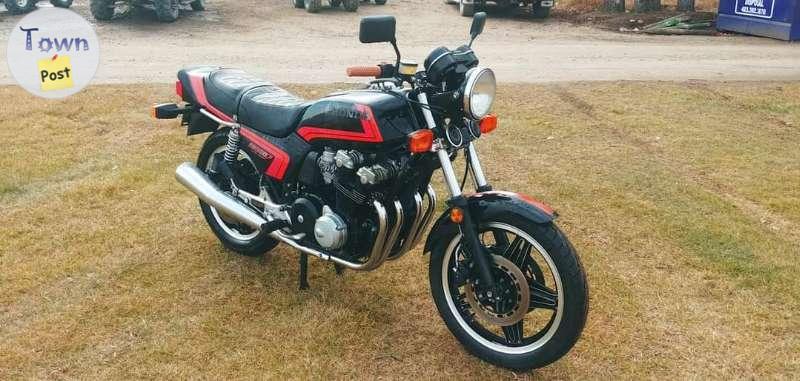 Photo of 1982 Honda CB900F SuperSport