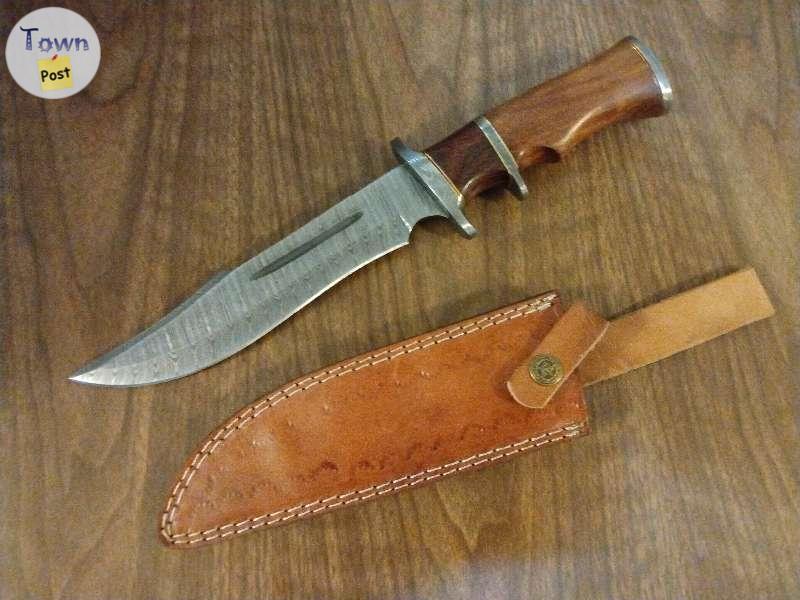 Photo of Nooraki Handmade Damascus Steel Hunting Knife with Leather Sheath $200