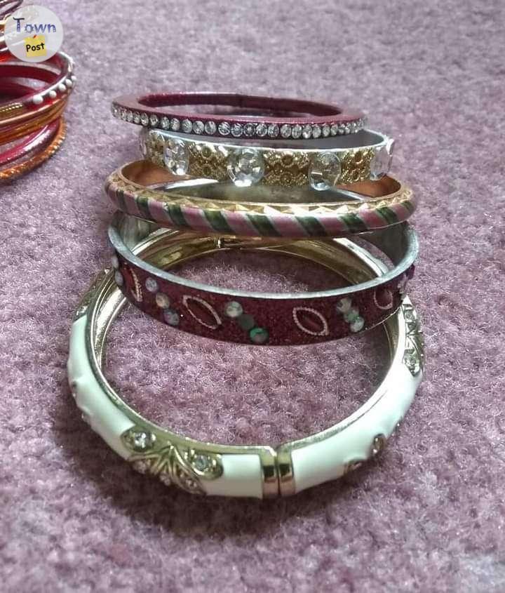 Photo of 110 unique and vintage bangles/bracelets 