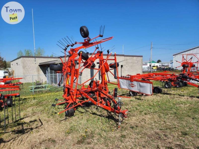 Photo of Kuhn GF7802THA Tedder