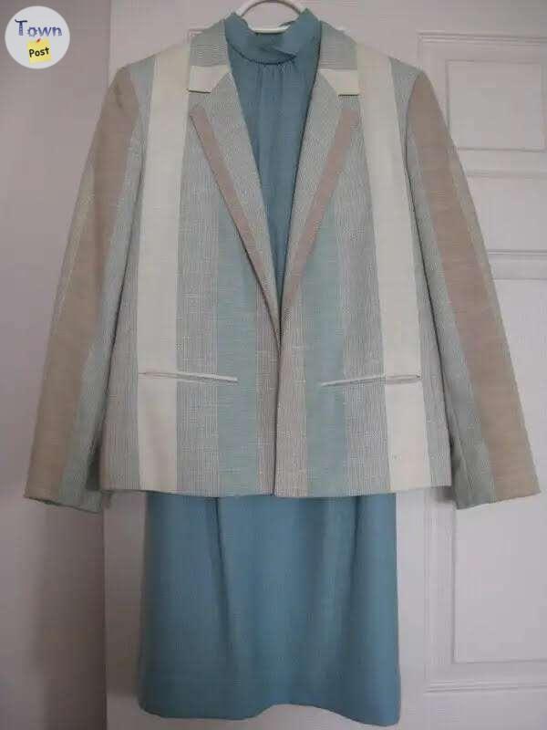 Photo of TAN JAY 4 Piece LADY'S SUIT 