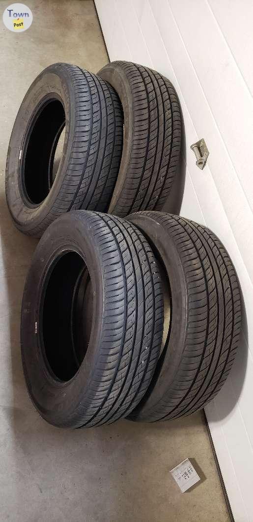 Photo of Rovelo RHP-778 Tires (205/65R16)