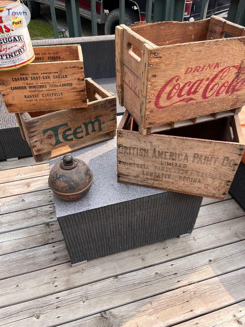 Photo of Vintage crates Coke ,TEEM others Toledo smudge pot