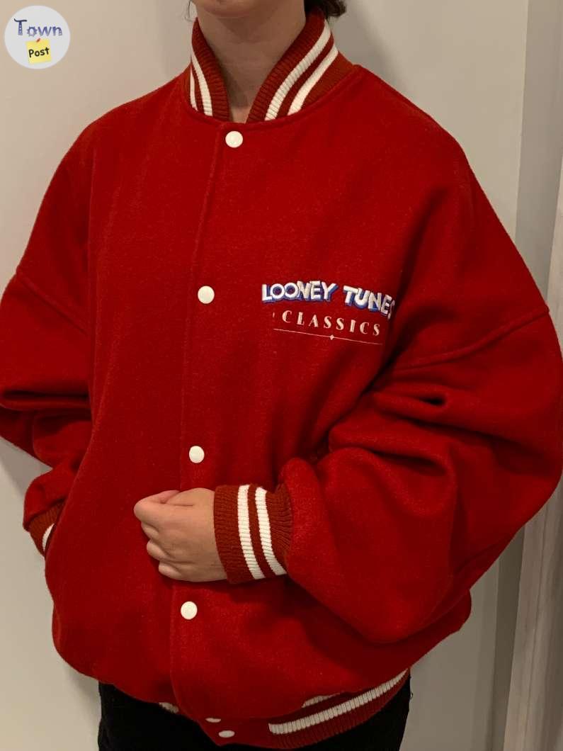 Photo of COLLECTOR LOONEY TUNES JACKET MEDIUM SIZE