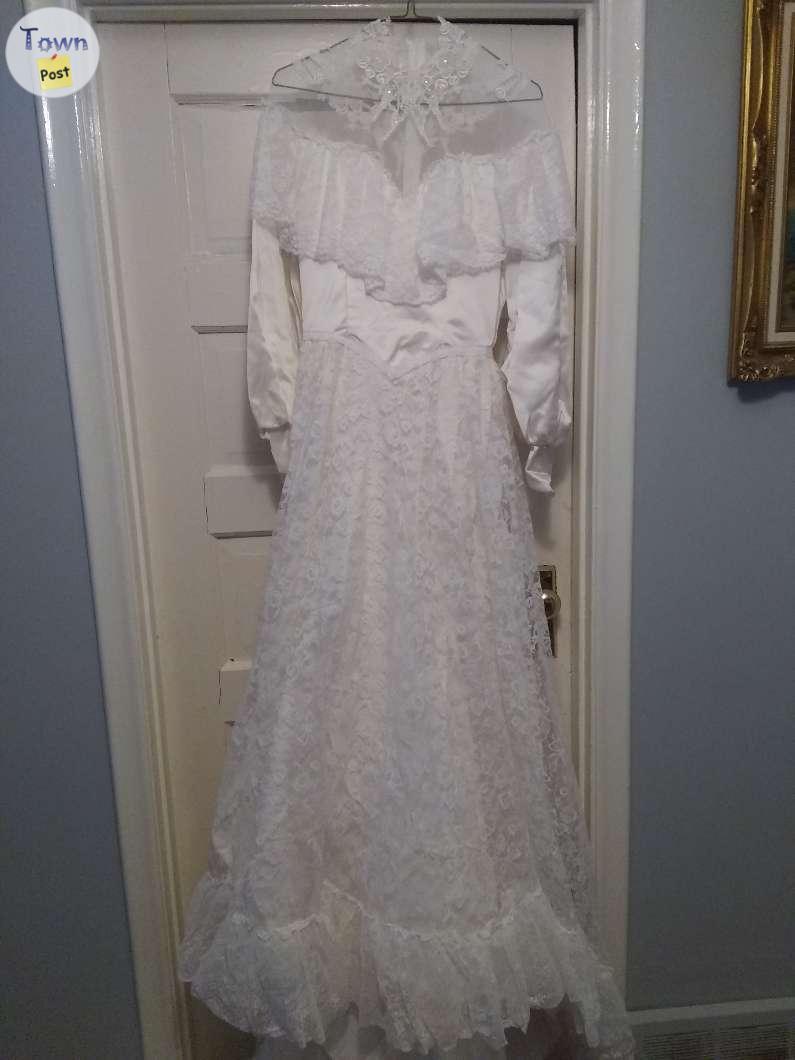 Photo of Vintage wedding dress 