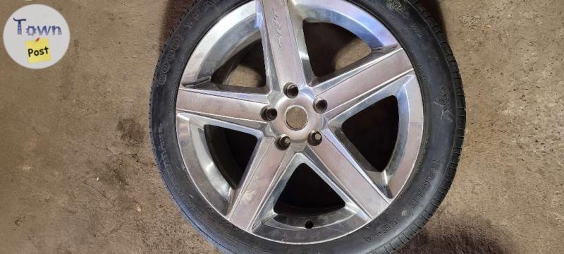 Photo of 20 inch rims 