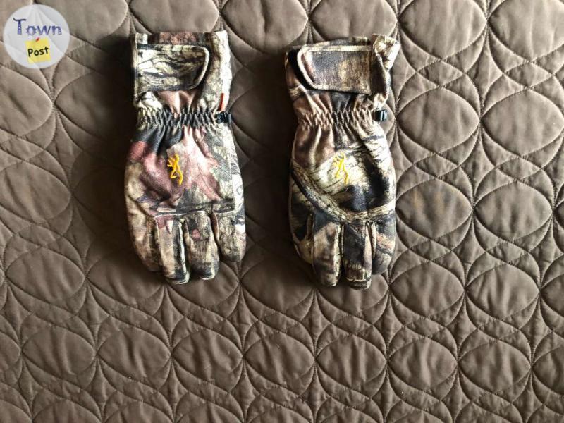 Photo of Browning Men's Forest Camo shooting gloves