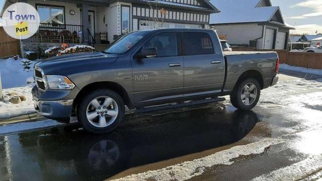 Photo of 2013 Ram 1500 SLT