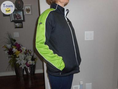 Photo of Women's Curling Jacket - 1