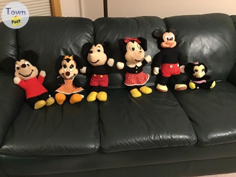 Photo of Walt Disney Mickey Mouse characters 