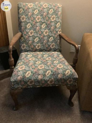 Photo of Antique chair. - 1