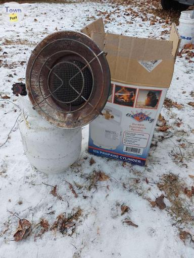 Photo of 5 lb propane tank and sunflower heater - 1