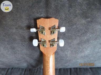 Photo of Tenor Ukulele perfect condition - 2