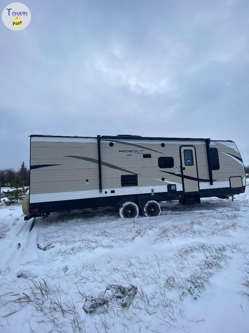 Photo of Holiday Trailer 26ft