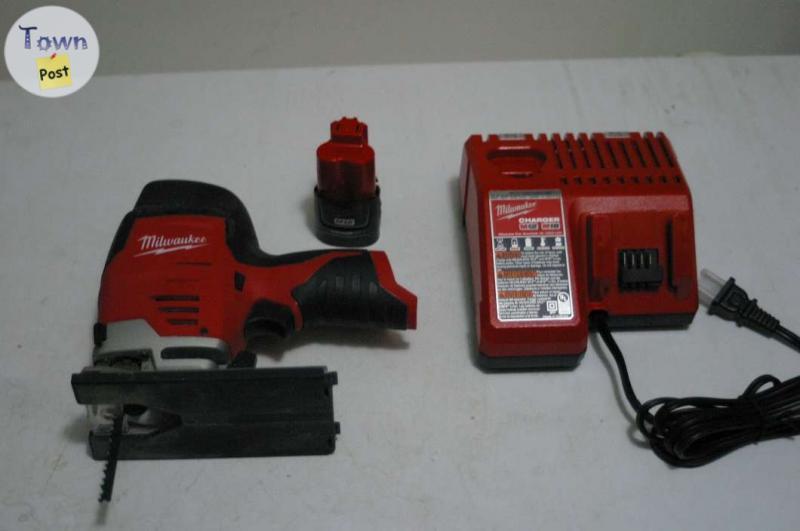 Photo of Milwaukee M12 Jigsaw with 3 amp battery and charger