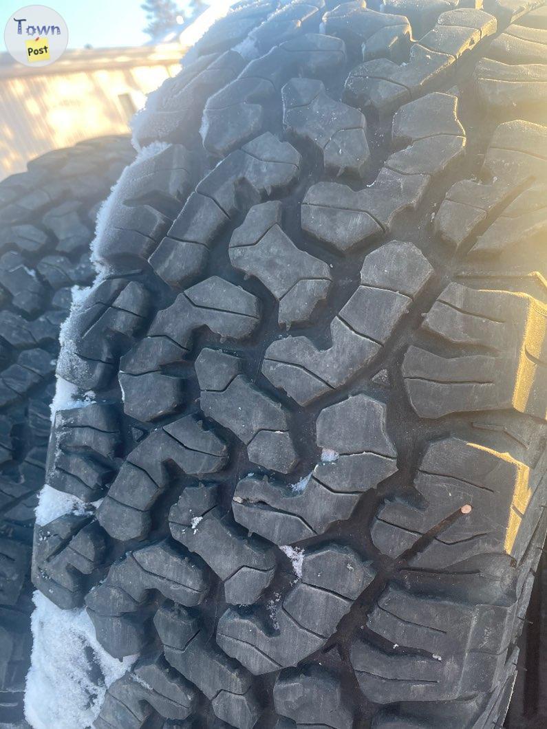 Photo of 245/70R17