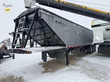 Photo of Haul-All 45' Tri-Axle Grain Trailer - 1