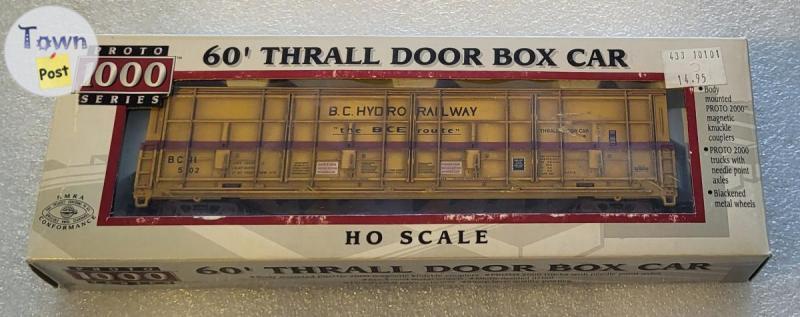 Photo of CUSTOM WEATHERED P1K HO BC HYDRO 60' THRALL DOOR BOX CAR