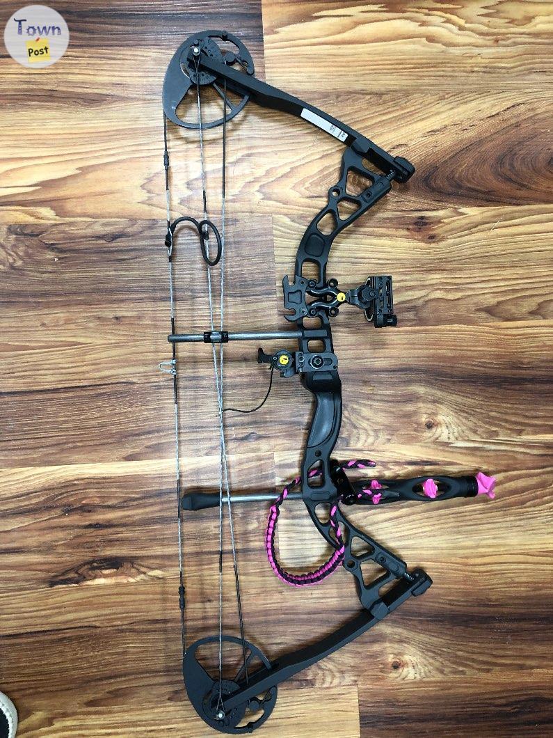 Photo of Diamond Infinite Edge Compound Bow