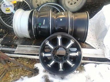 Photo of Alloy wheels - 1