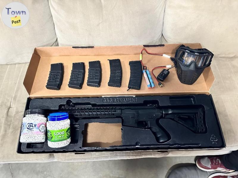 Photo of CM16 SRXL Airsoft Rifle with Accessories 