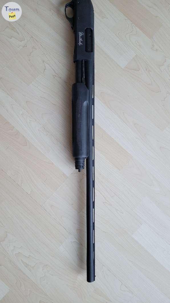 Photo of Weatherby 12 guage shotgun