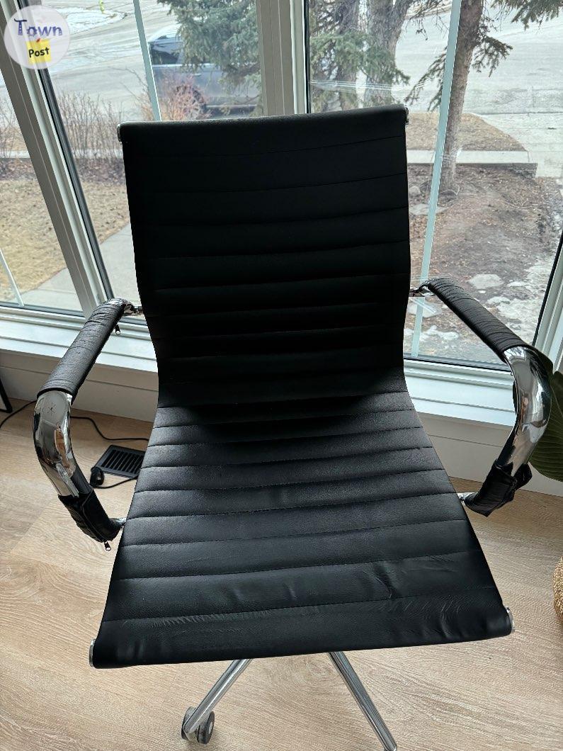 Photo of Computer chair