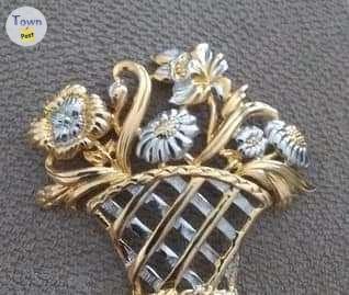 Photo of Vintage brooches  - 1