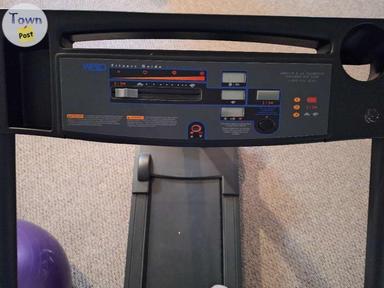 Photo of Weslo Cadence 860 Treadmill - 1